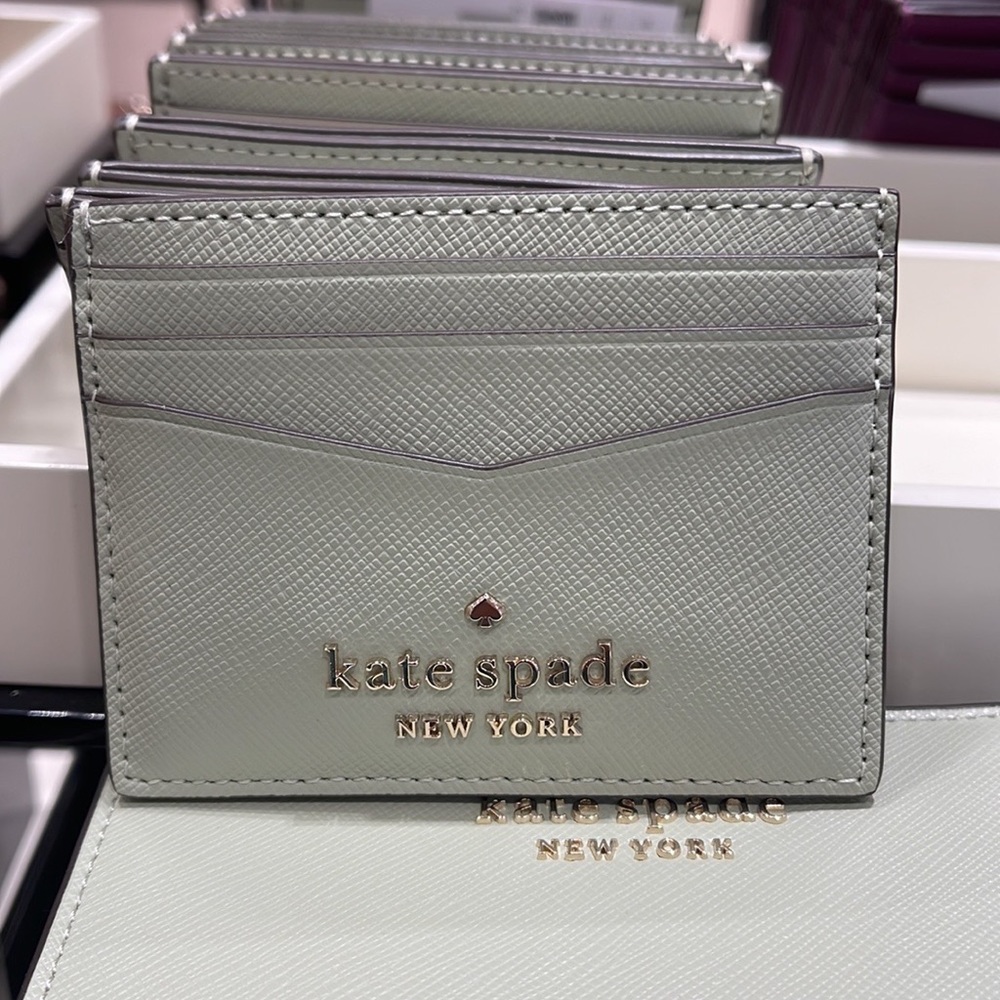 Kate Spade Staci Small Slim Card Holder
Sage Bundle - Picture 1 of 8